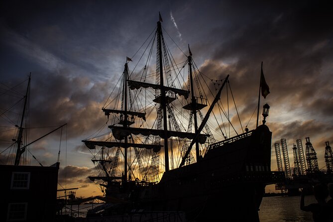 Galveston Haunted Pub Crawl Walking Tour - How Much Walking Is It, and Who Should Book?