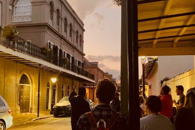 Ghost Tour and Haunted Pub Crawl Party with Free Shot - Price and Value: Why $19 Can Work (If You Want This Style)