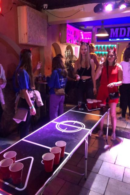 Halloween Haunts: Lisbon Pub Crawl Experience - Bar stop #2: The 1-hour open bar of beer and sangria