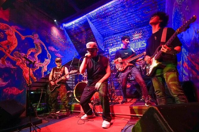 Hanoi Bar-Pub Experience Nightlife With Local Expert - Local Expert Energy: What You Can Learn From Nicky and Anthony