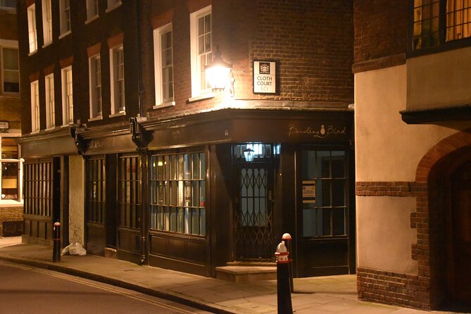 Haunted Pub Tour of London - Stop 5: The Cockpit and the ghost calling for help