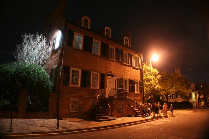 Haunted Savannah Pub Crawl - Weather, Night Walking, and What to Wear