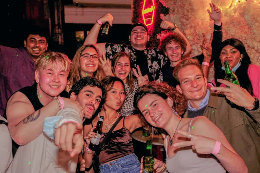 Hong Kong: 3-Hour Lan Kwai Fong Pub Crawl - The money question: is $20 a good value here?