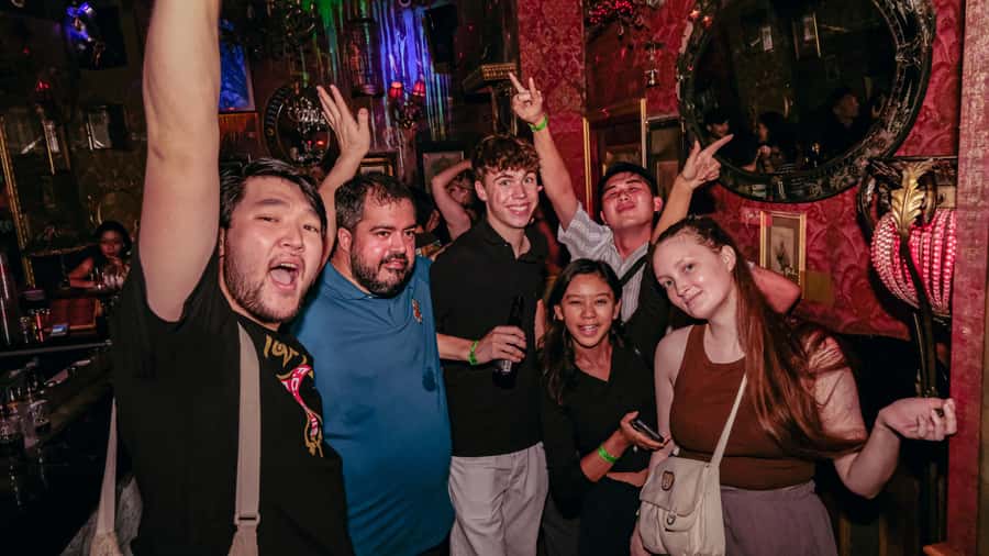 Hong Kong: 3-Hour Lan Kwai Fong Pub Crawl - Stop 1 at Dead& Bar: the “start strong” phase