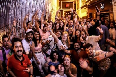 Istanbul Party Pub Crawl with Party Bus in Sultanahmet and Taksim - Just Bar (near the Blue Mosque): your first 90 minutes of fun