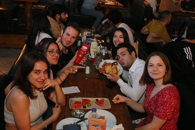 Istanbul's Longest-Running Trivia Night / Pub Quiz - Prizes and the 22:00–22:30 social reset