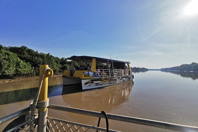 Jumping Croc Cruise, Berry Springs, Fogg Dam & Humpty Doo Pub - Humpty Doo Tavern Drink Break: A Classic Top End Finish