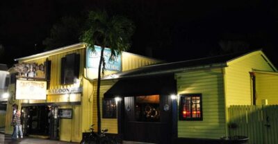 Key West: Bone Island Haunted Pub Crawl - The 2-hour plan: when it starts and how the night flows