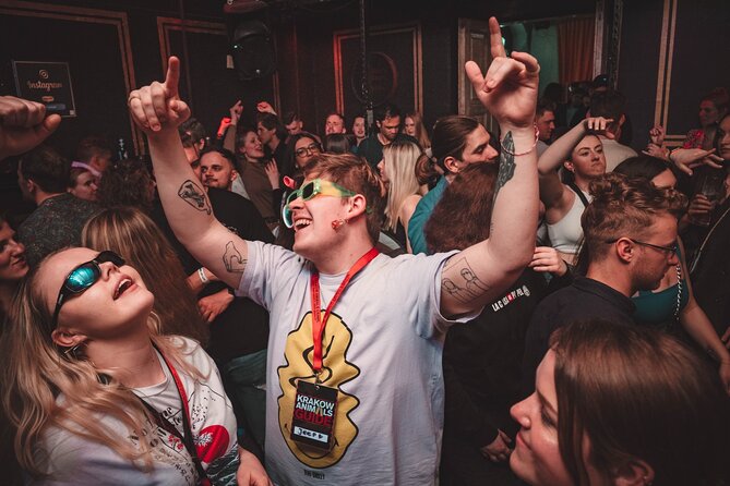 Krakow Pub Crawl with Free Alcohol & Karoake +4 Clubs/Bars - Krakow Pub Crawl Timing: A 10:15 pm Start That Fits Real Nightlife