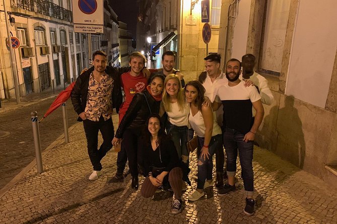 Lisbon Wild Pub Crawl - Group Size, Solo Travelers, and the Reality of Crowd Energy