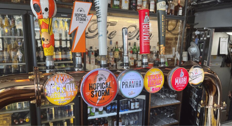 London: Historic London Pub Walking Tour - Finding the Yellow Umbrella at Embankment Pier Exit