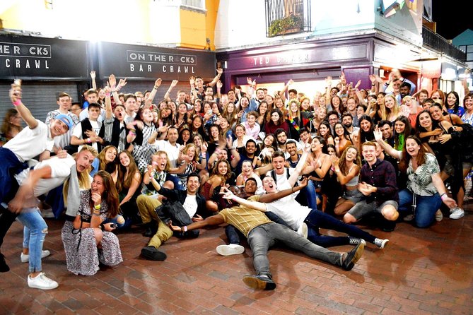 London Pub Crawl - Group size and comfort: what 120 people means in the real world
