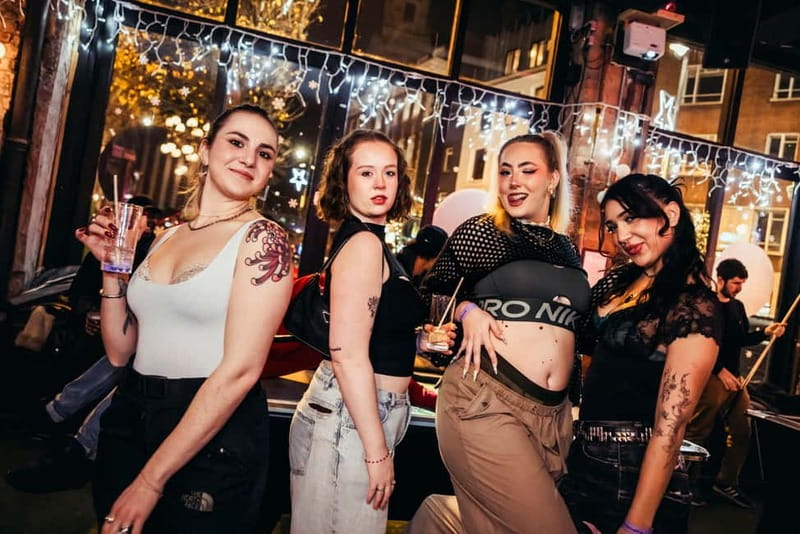 London Pub Crawl: Ultimate Central London Night Out - Stop 1: Bar Soho for the warm-up hang