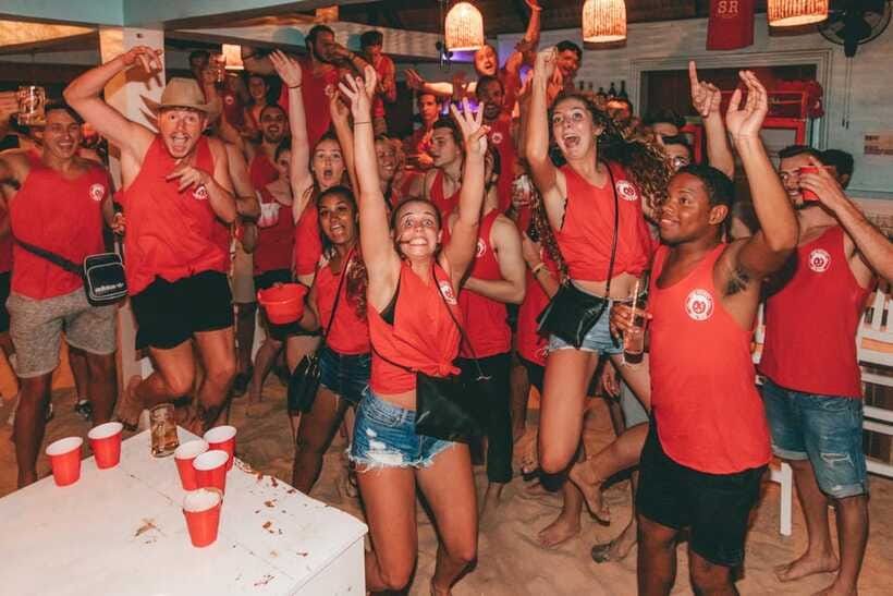 Mad Monkey Siem Reap Pub Crawl - Should You Book This Pub Crawl?