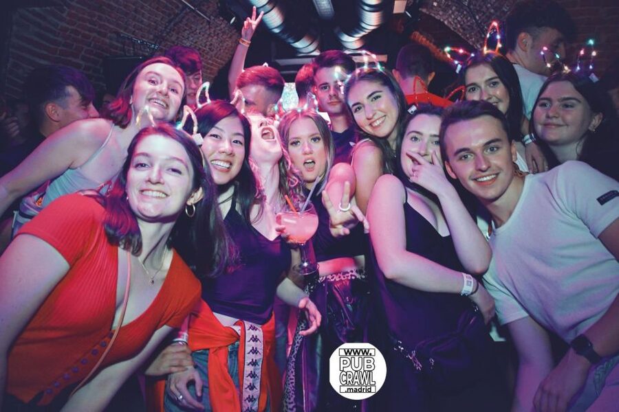 Madrid: Guided Pub Crawl Madrid Experience and Club Entry - The weekday club lineup: what you’ll do with the VIP spot