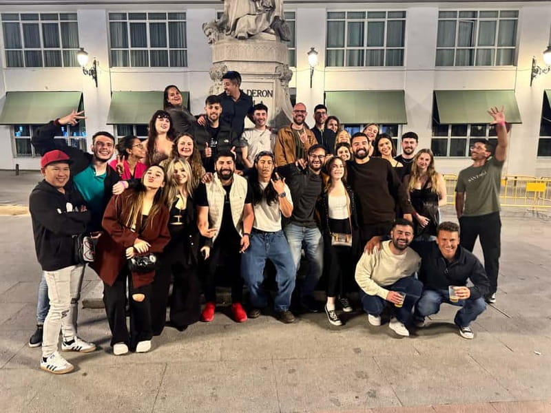Madrid: Pub Crawl & Club Tour - Cats Hostel Madrid Sol: the easiest way to start a Madrid night