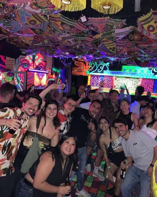 Madrid: Pub Crawl | Free shot & Free Club entry - A quick reality check on expectations