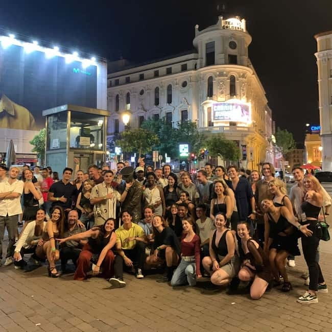 Madrid: Pub Crawl Madrid's Night Time - The three bars: how the night pacing and free shots change everything
