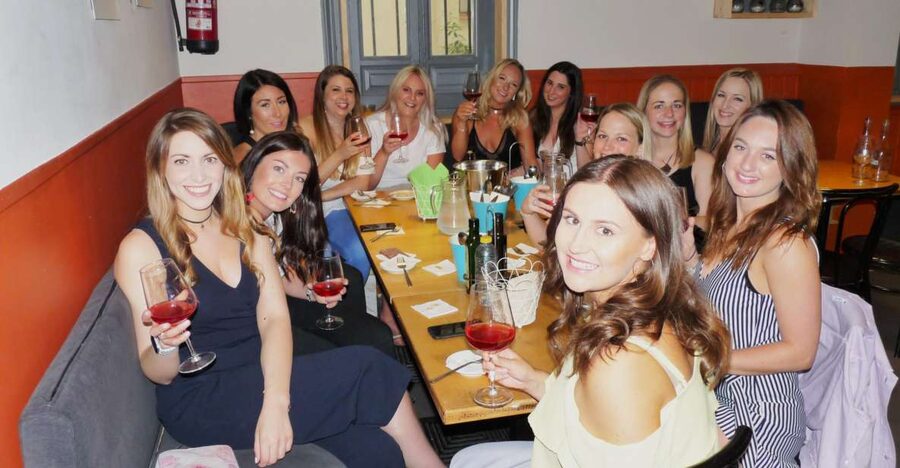Madrid Wine Tasting, Flamenco Class and Pub Crawl - The Madride Pub Crawl: shots, discounts, and club entry