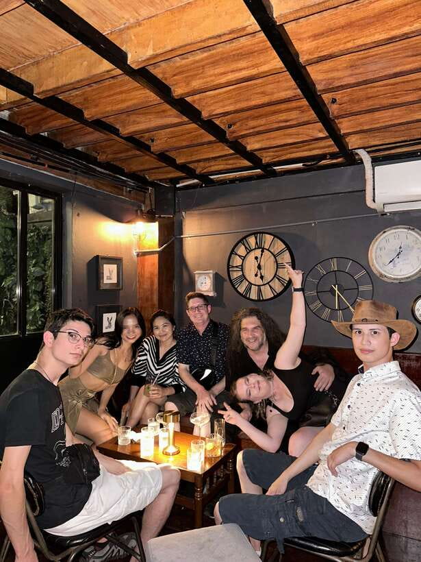 ⭐ Makati Bar Hopping and Pub Crawl Tour with Venus ⭐ - Key Highlights at a Glance