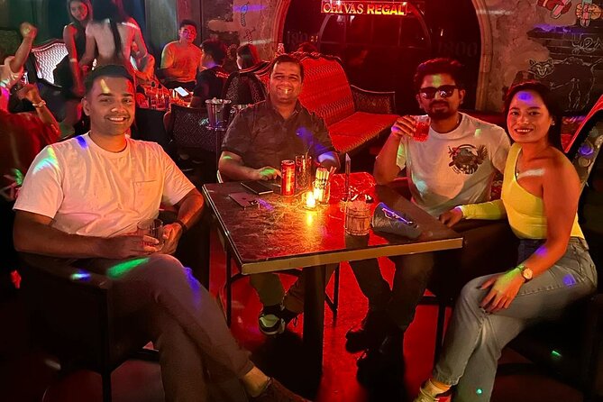 Makati "Pub Crawl & Bar Hopping" Experience with V - Stop 5: Run Rabbit Run to Close the Night