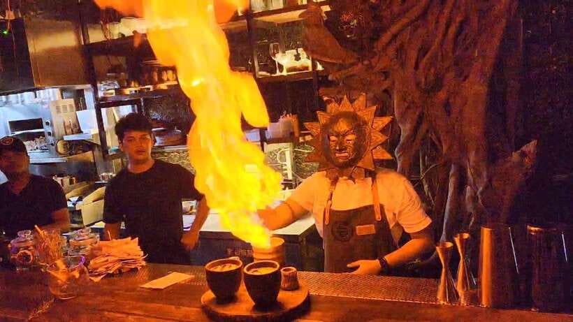 Manila Ultimate Nightlife Pub Crawl - The guide makes it: Mari/Marti’s role in the night