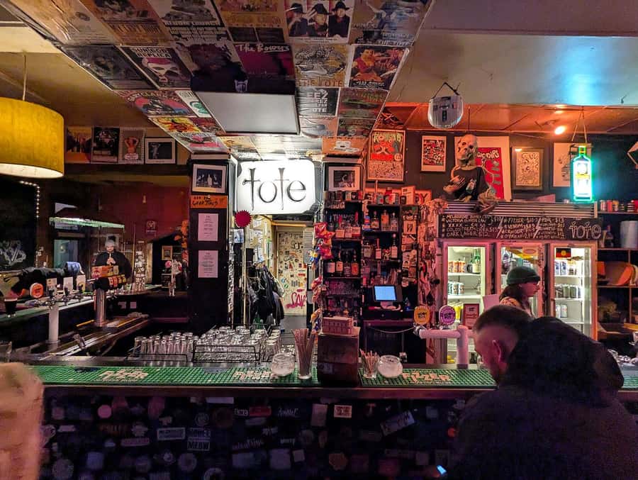 Melbourne Music Venue Pub Crawl with History + 2 Free Drinks - How this crawl turns Melbourne’s music scene into a walkable night