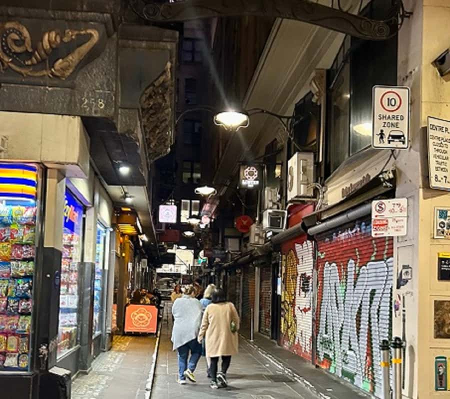 Melbourne: Spirits and Ales Haunted Pub Walking Tour - Dark Alleys and Tragic Love Stories: The Part That Feels Most Like a Movie