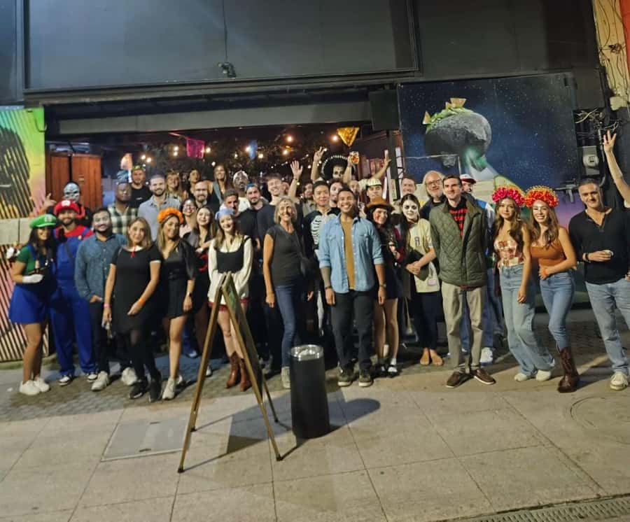 Mexico City: Guided Pub Crawl with Party Games - Drinks and entry: the included perks that keep the night fair