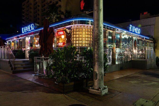 Miami Boos and Booze Haunted Pub Crawl - Española Way: a locals-forward bar break with haunting jokes
