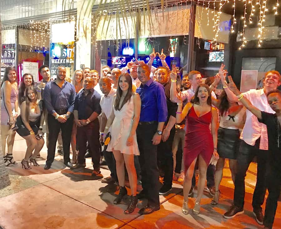 Miami Pub Crawl + Clubbing Experience - Timing and staying at the final club all night
