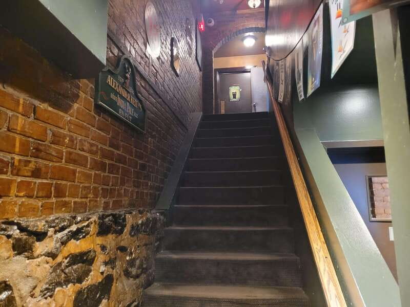 Montreal: Haunted Pub Crawl - The Crawl at a Glance: 2 Hours, 3 Bars, Drinks on Your Tab