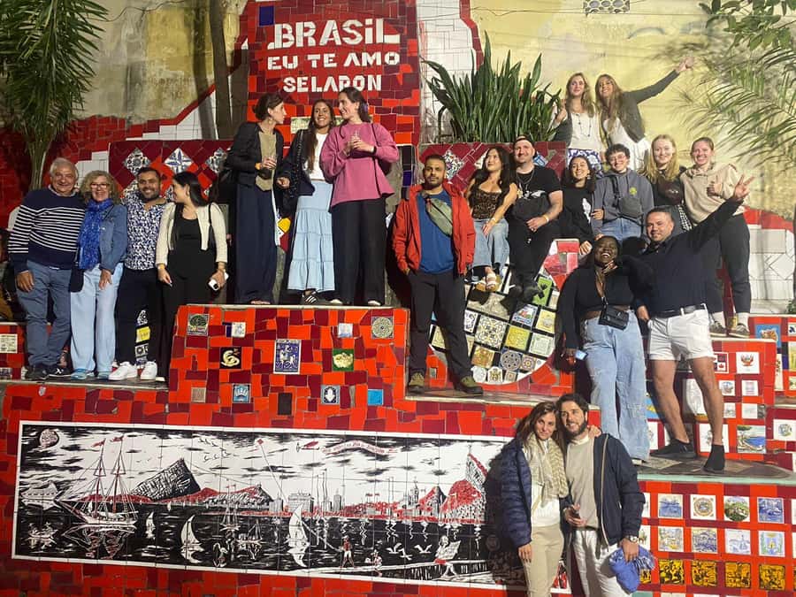 More than a Pub Crawl: An Authentic Night Experience in Rio - The show block: 50 minutes, then another 50, then a final burst