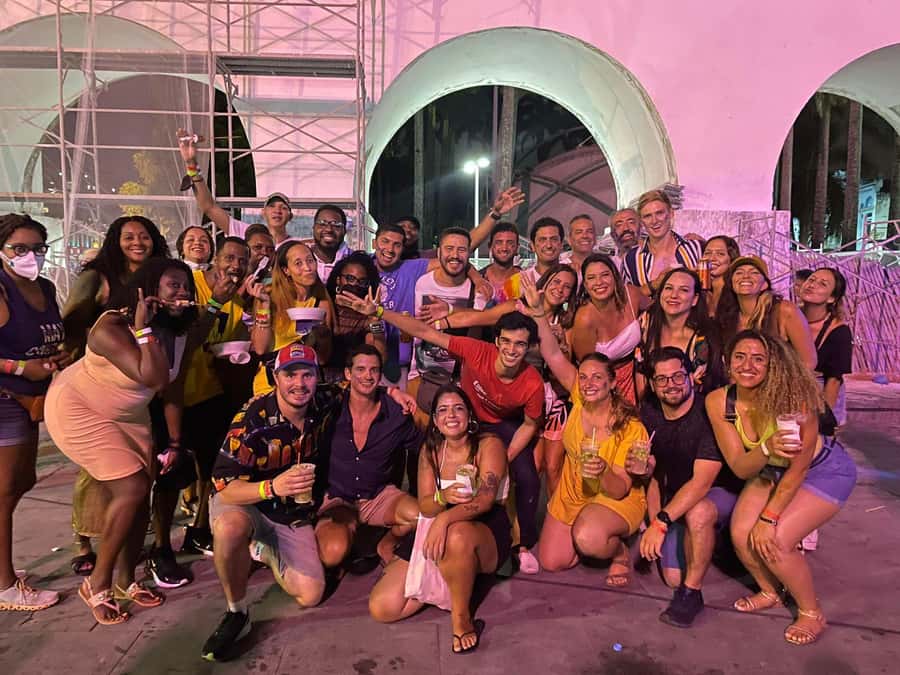 More than a Pub Crawl: An Authentic Night Experience in Rio - Clubs and entrances: what you avoid (and what you still pay for)
