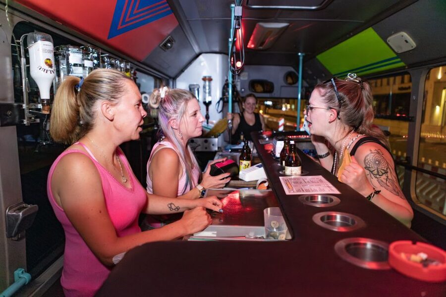 Munich's Original Pub Crawl - The club ending: party longer without re-planning