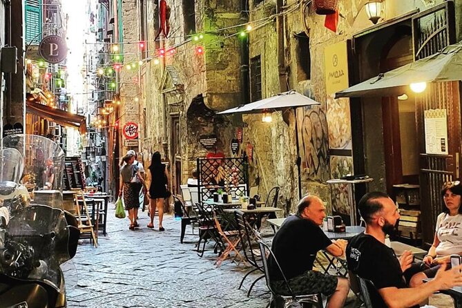 Napoli Pub Crawl in the Old Town - Price and Value: Turning $19.22 Into a Real Night Out