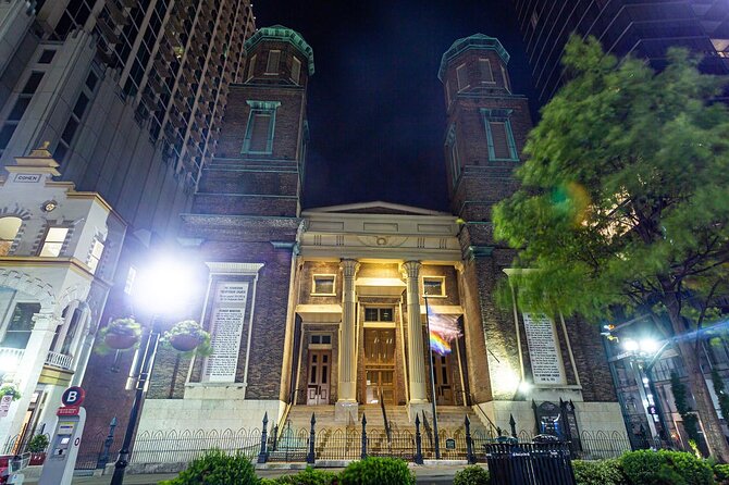 Nashville Ghosts: Adults-Only Boos and Booze Haunted Pub Crawl - Stop Two: Alley Taps, Country Music Roots, and Spirits Lingered