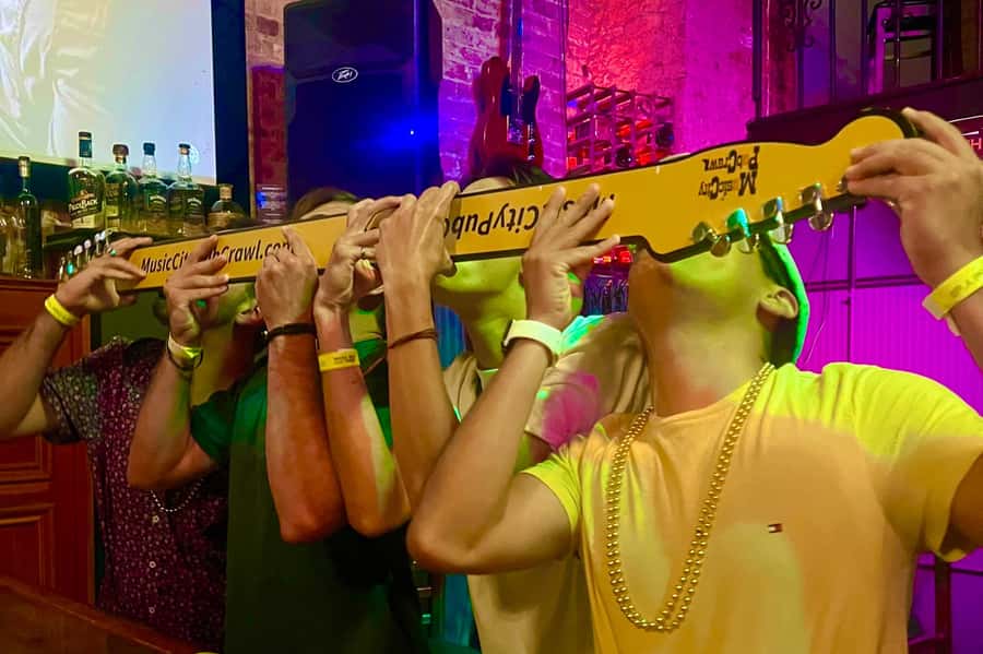 Nashville: Music City Pub Crawl - Practical Tips Before You Head Out (Bring These, Wear These)