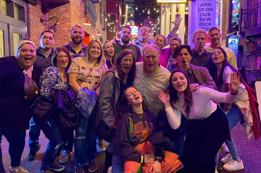 Nashville: Music City Pub Crawl - The Guide Makes or Breaks It: Examples From Past Hosts