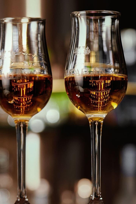 Nashville's Speakeasy Secrets: True Crime Tasting Pub Crawl - Dress code and ID: the rules that keep the night smooth