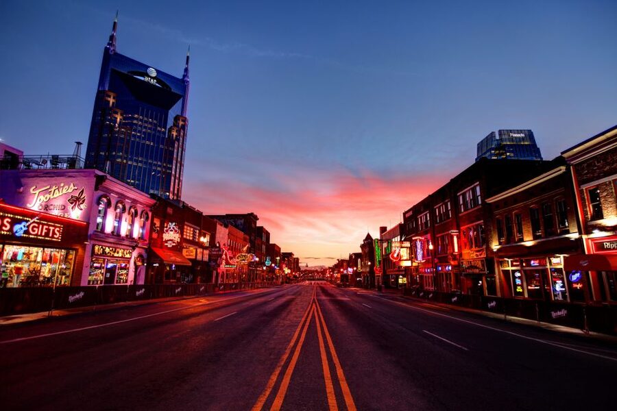 Nashville: Seeking Spirits Haunted Pub Crawl - What the guide covers: Music City, Civil War ghosts, and haunted landmarks