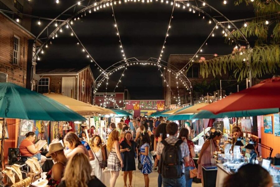 New Orleans: Frenchmen Street VIP Live Music Pub Crawl - Meeting outside Dragon’s Den: get set for an easy start