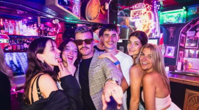 Nice: Bar/Pub Crawl with Free Shots and VIP Entry - Old Town Streets With a Guide Who Keeps the Pace