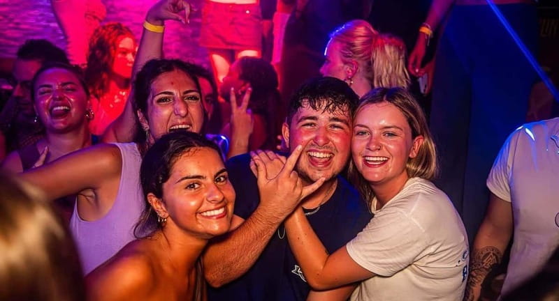 Nice: Bar/Pub Crawl with Free Shots and VIP Entry - Should You Book This Bar Crawl in Nice?