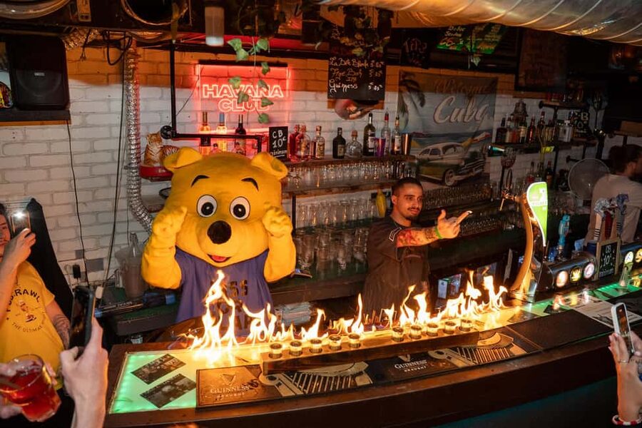 Nice : Yellow Pub Crawl - Social Bars, Games & Meet People - Key things to know before you go