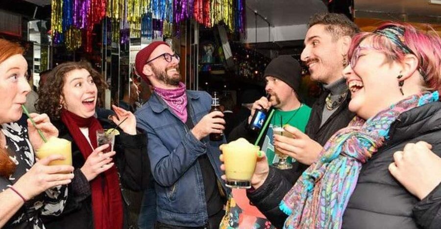NYC: Boos & Booze Haunted Pub Crawl - Starting point at 17 Barrow Street: the lantern, the pace, the vibe
