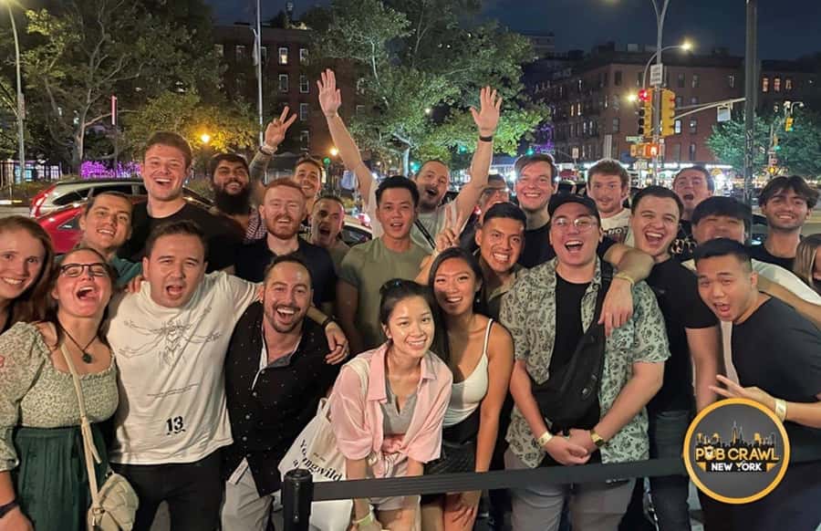NYC Pub Crawl and Rooftop Clubbing Experience - How to Make the Most of the Rooftop Finale