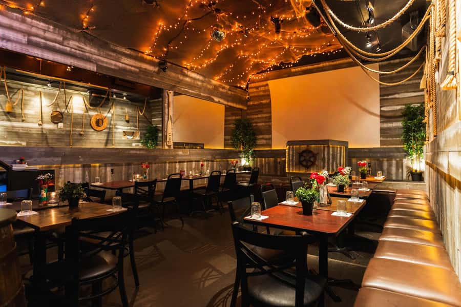NYC West Village Pub Crawl Experience - Should you book the Wednesday West Village pub crawl?