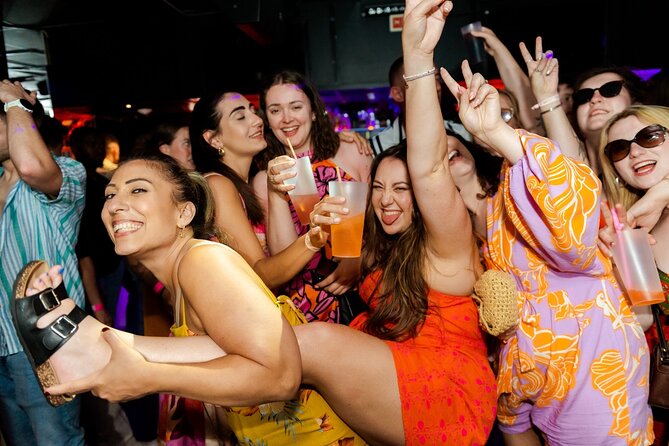 NYE Pub Crawl + VIP Club Entry - Meeting at 9:30 pm: how to protect your night from NYE chaos