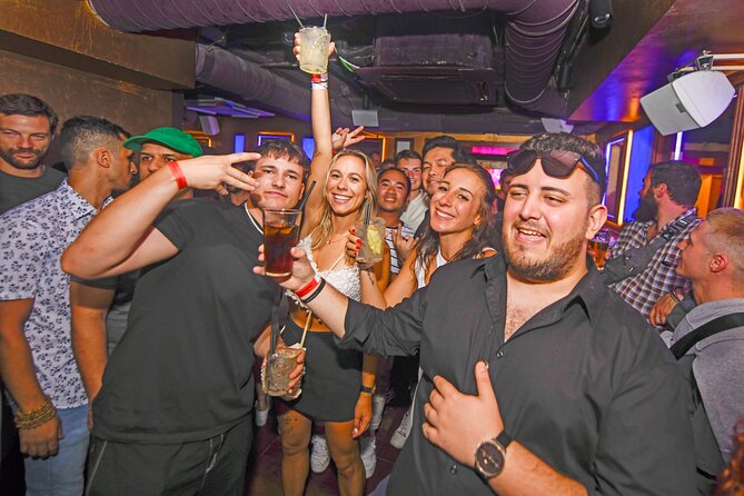 Original Amsterdam Pub Crawl - Games With Prizes: The Social Engine of the Night